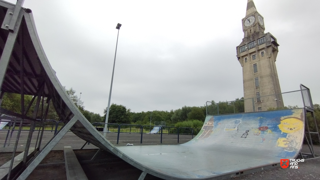 LLeval skatepark